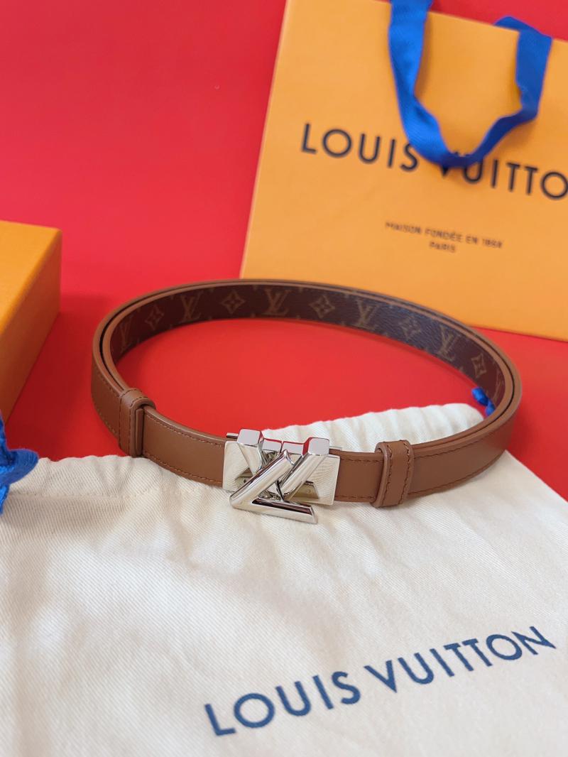 Louis Vuitton Belt M8619