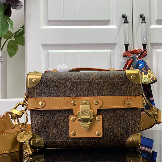 Louis Vuitton Soul Trunk M11535