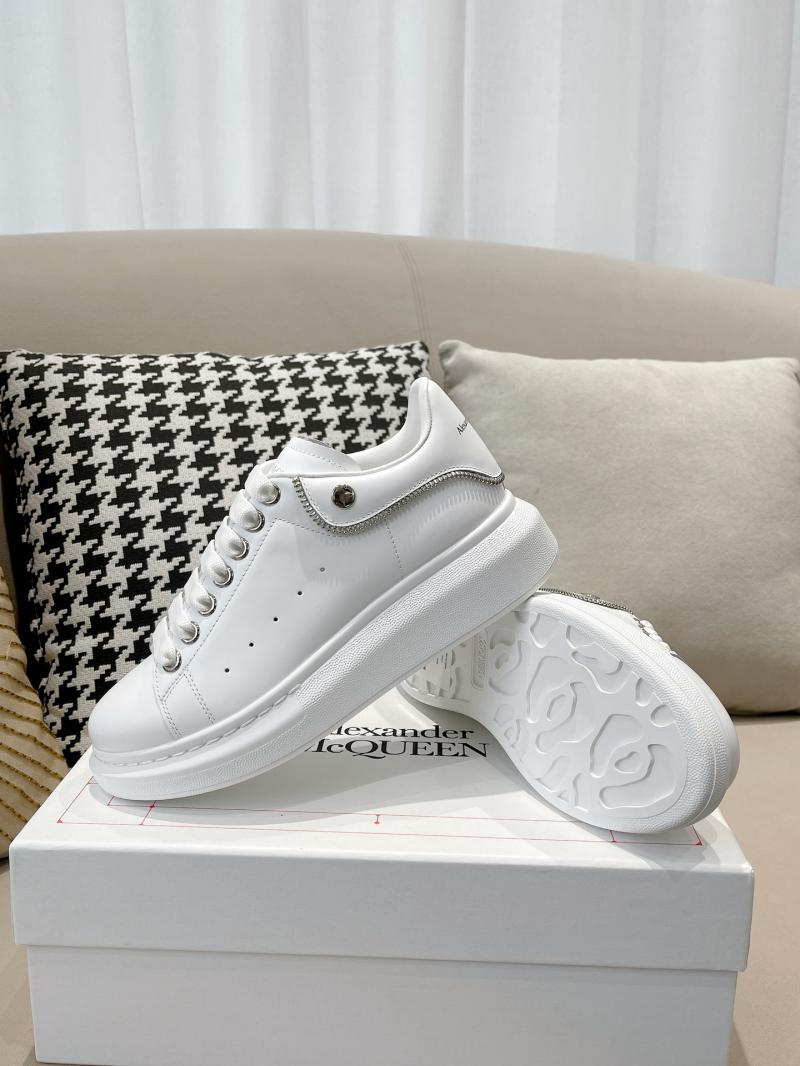 McQueen Unisex Sneakers SAS82612