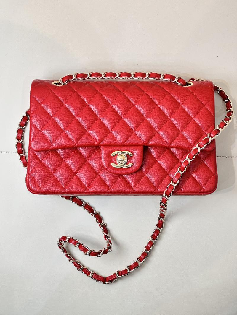 Medium Chanel Grained Calfskin Flap Bag A01112 Red