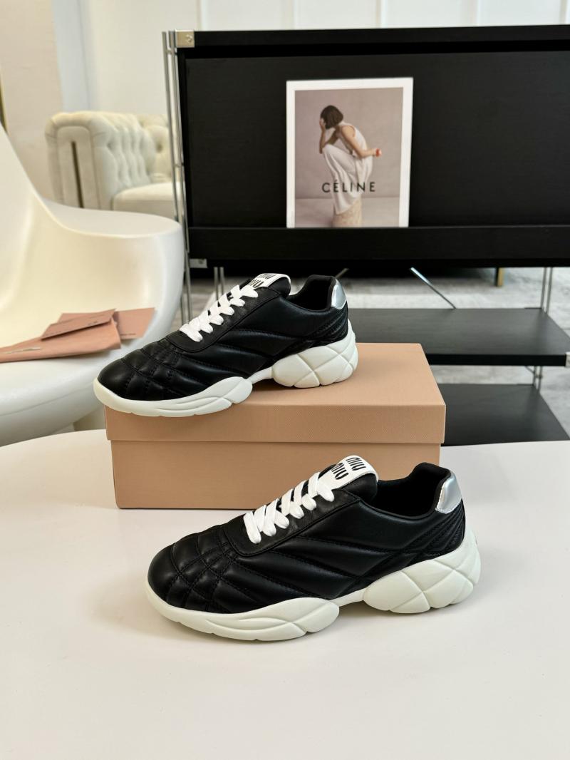 Miu Miu Sneakers SMS81601