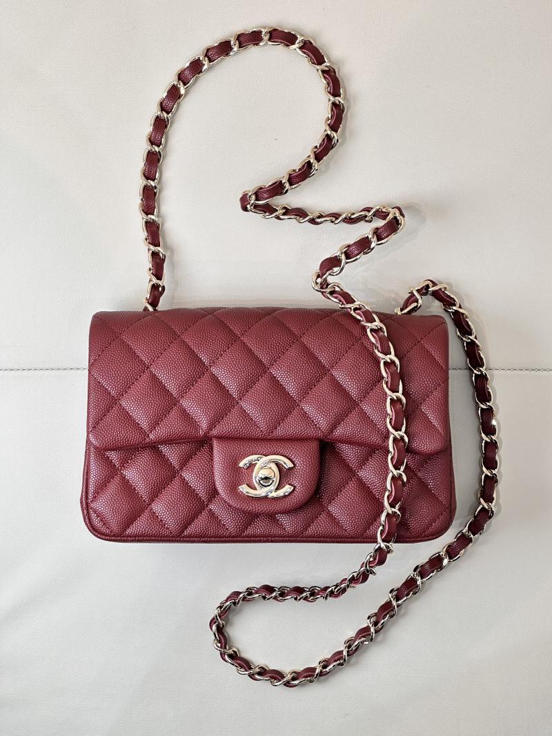 Small Chanel Grained Calfskin Flap Bag A01116 Burgundy