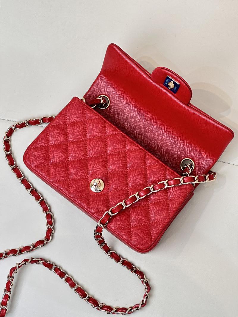 Small Chanel Grained Calfskin Flap Bag A01116 Red