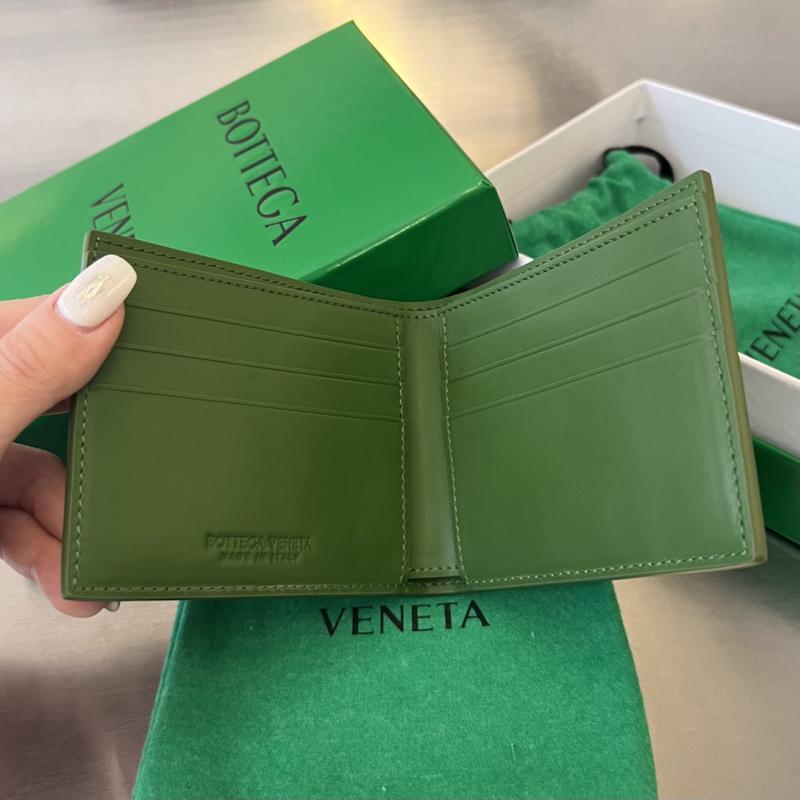 Bottega Veneta Cassette Bi-Fold Wallet 649603 Avocado Green