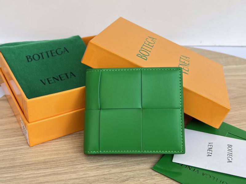 Bottega Veneta Cassette Bi-Fold Wallet 649603 Parakeet