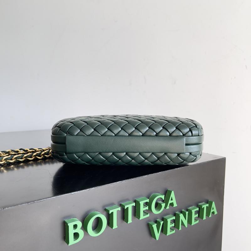 Bottega Veneta Knot With Chain 776662 Dark Green