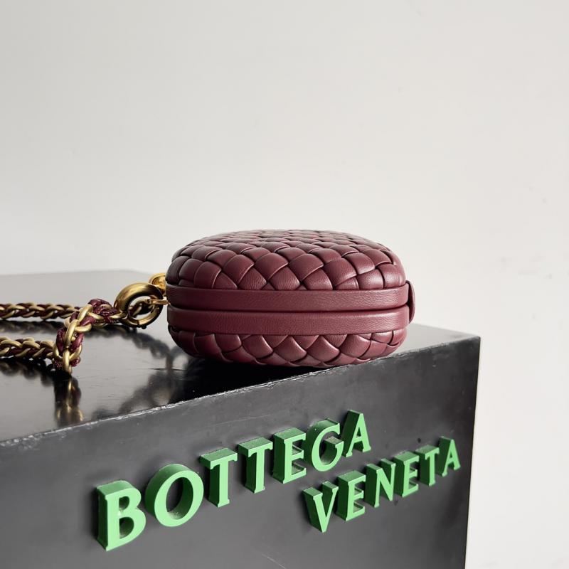 Bottega Veneta Knot With Chain 776662 Red