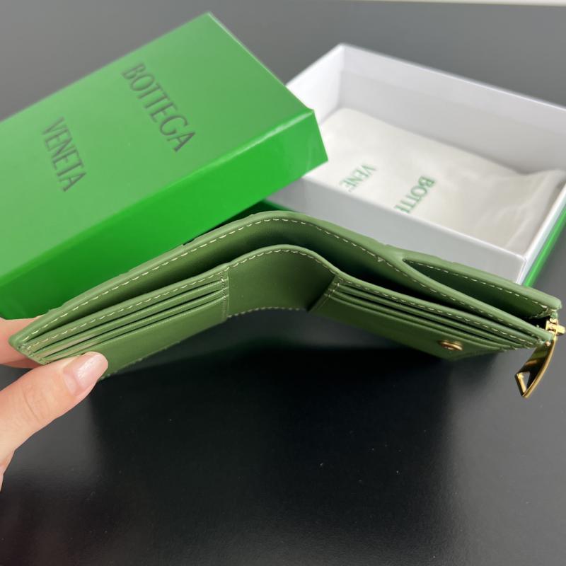 Bottega Veneta Small Intrecciato Bi-Fold Zip Wallet 742330 Green