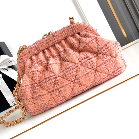 Chanel Clutch Orange AS4717