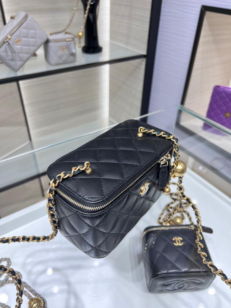 Chanel Clutch With Chain AP2303 Black