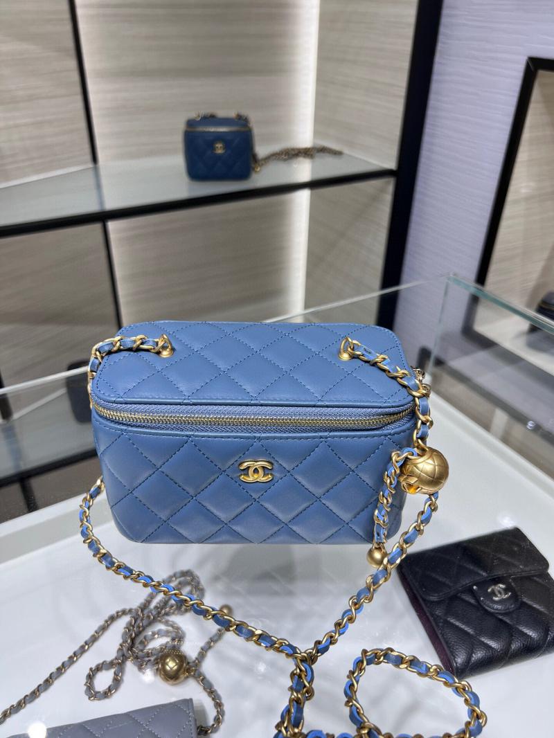 Chanel Clutch With Chain AP2303 Blue