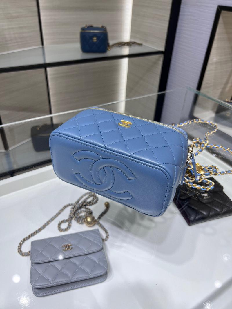 Chanel Clutch With Chain AP2303 Blue