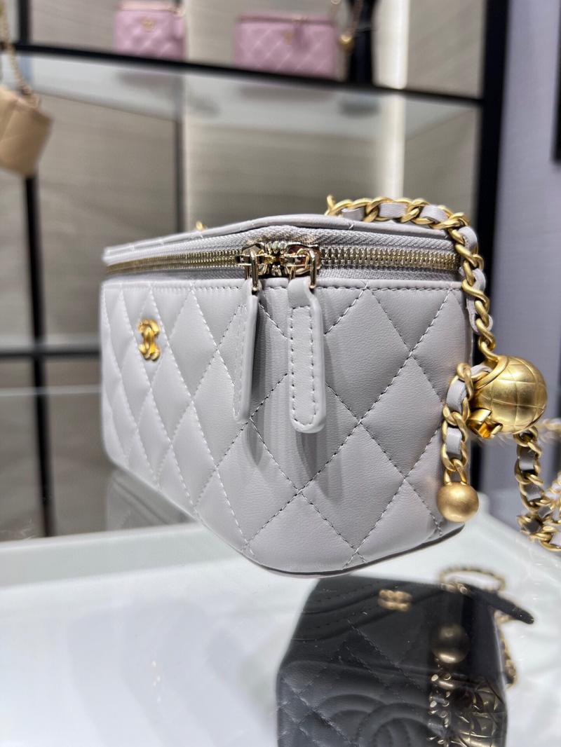 Chanel Clutch With Chain AP2303 Grey