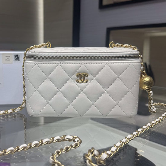 Chanel Clutch With Chain AP2303 White