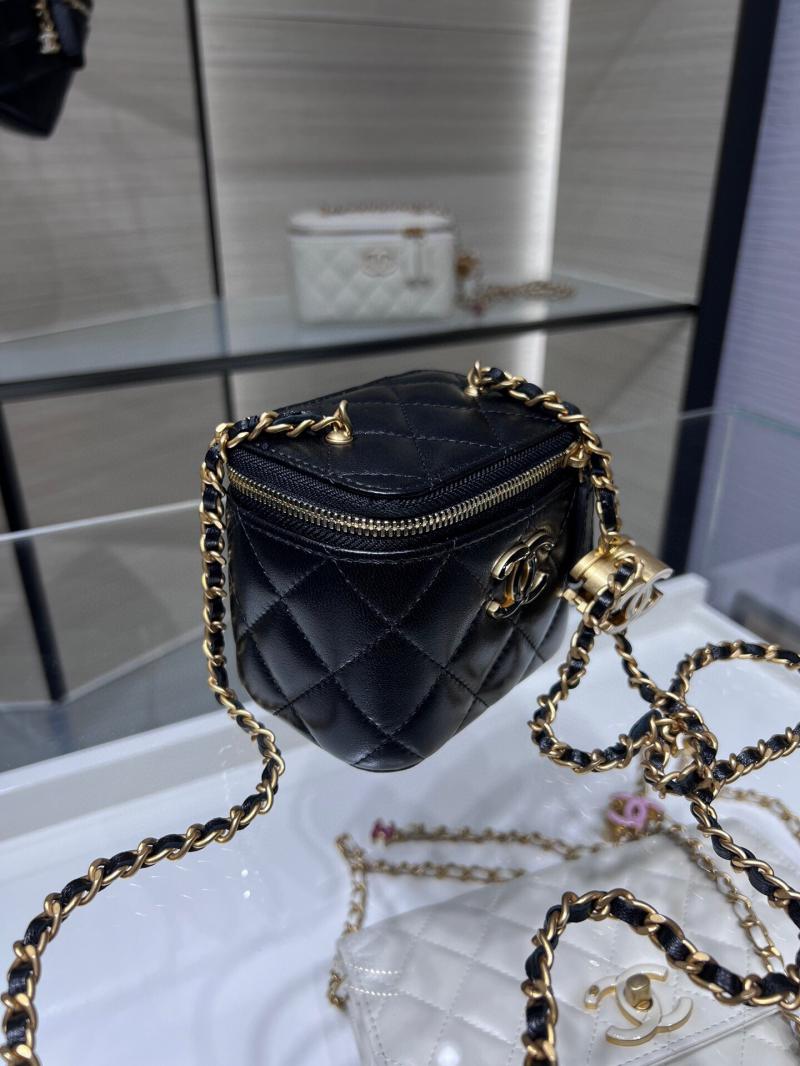 Chanel Clutch With Chain AP3941 Black