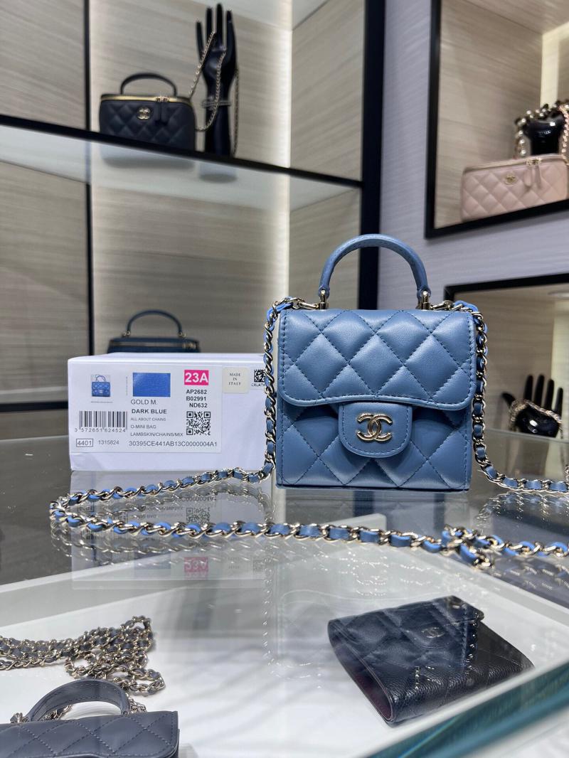 Chanel Clutch With Chain Black AP2682 Blue