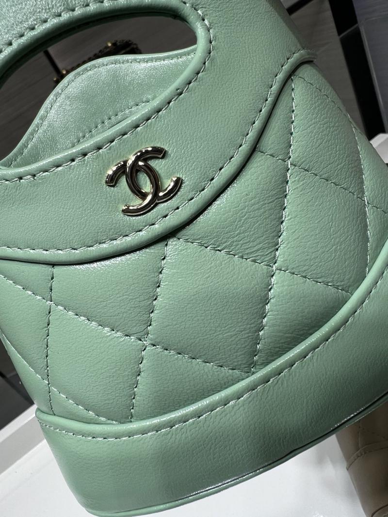 Chanel Clutch with Chain AP3924 Green