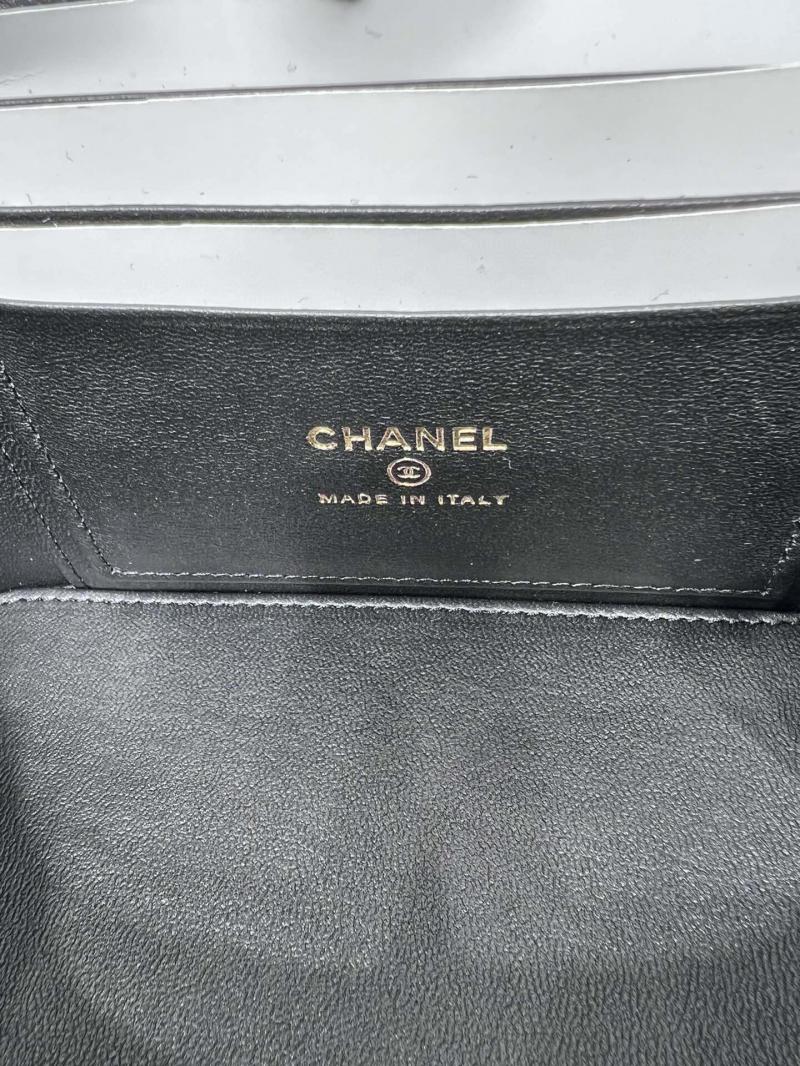 Chanel Vanity Case With Chain AP2199 Black