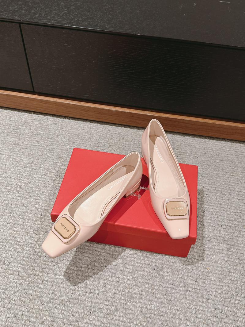 Ferragamo Pumps SFP82802