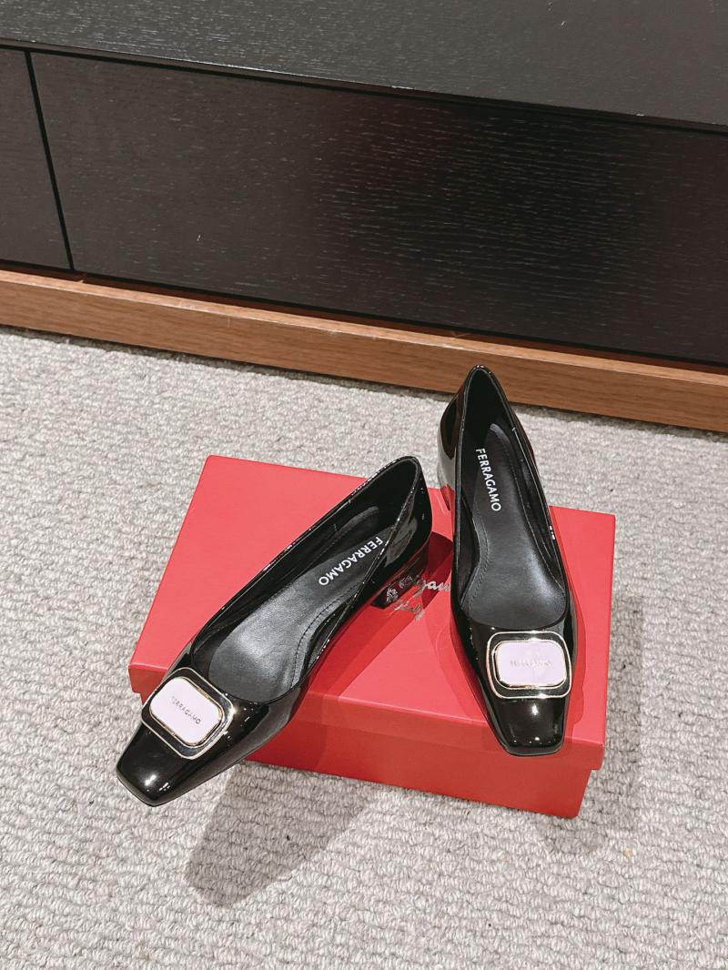 Ferragamo Pumps SFP82803