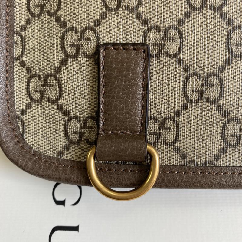 Gucci GG Supreme Messenger Bag 489617