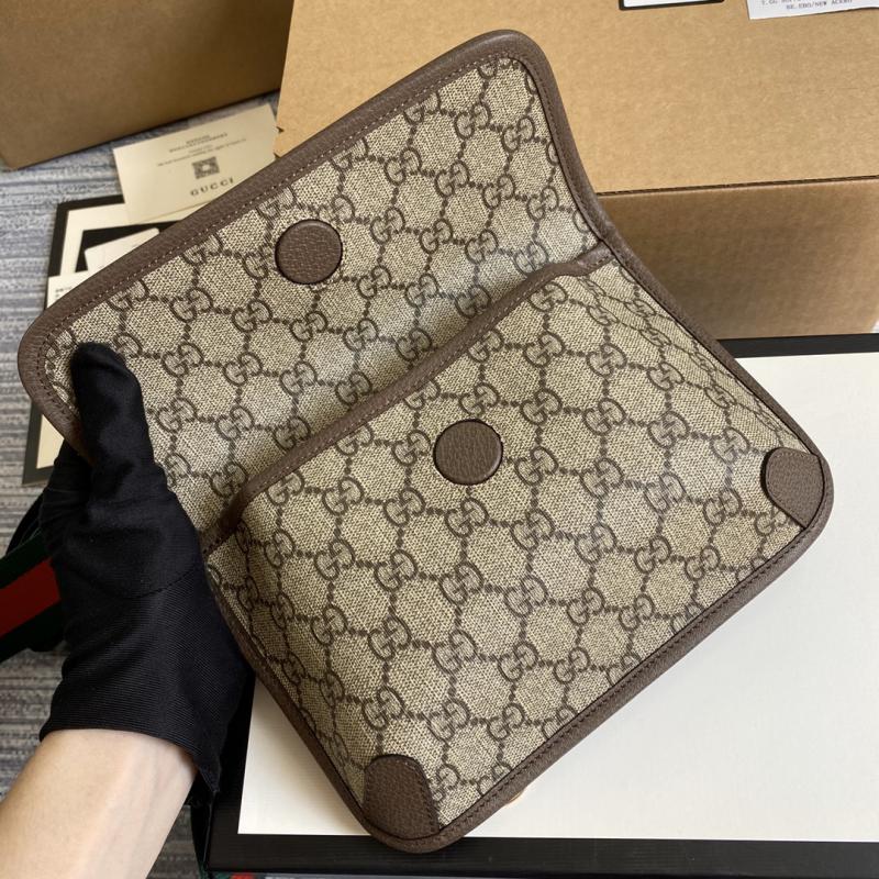 Gucci GG Supreme Messenger Bag 489617