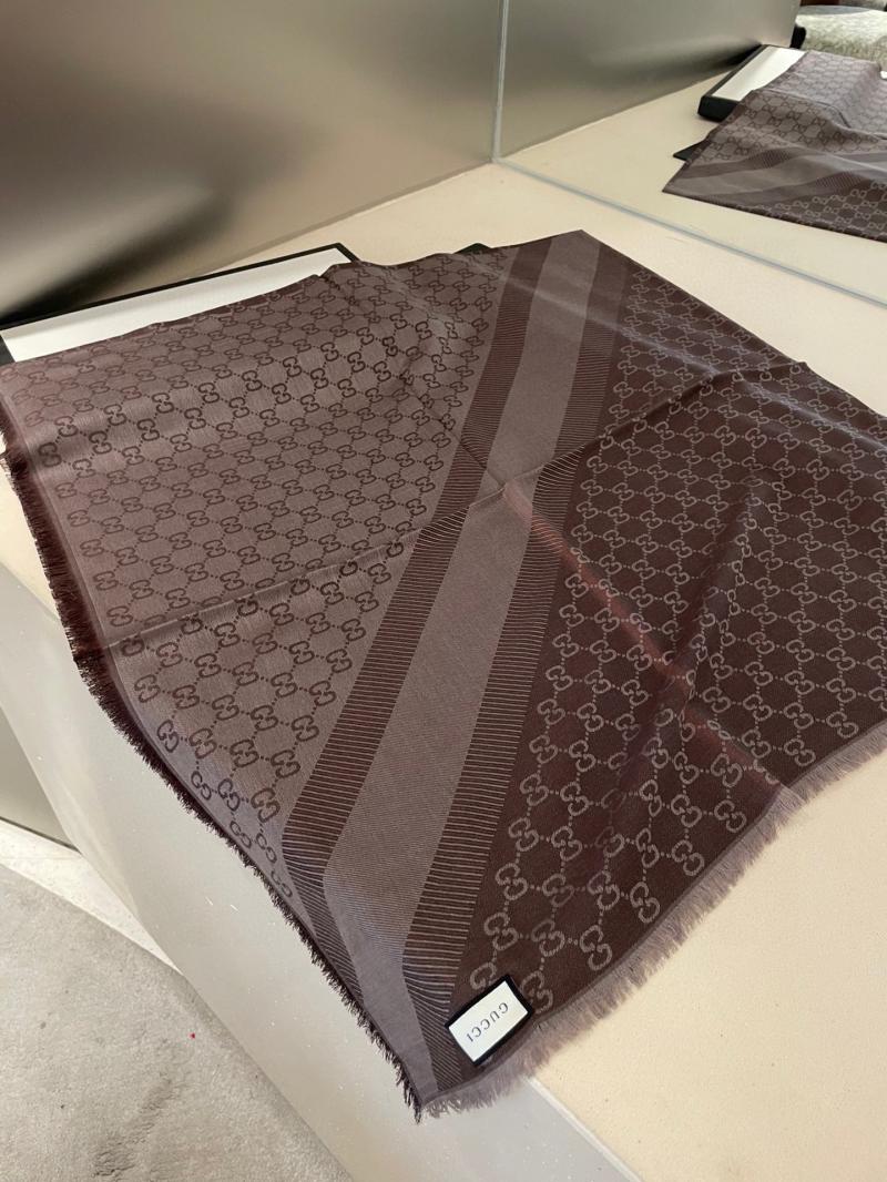 Gucci Scarf SGS90102