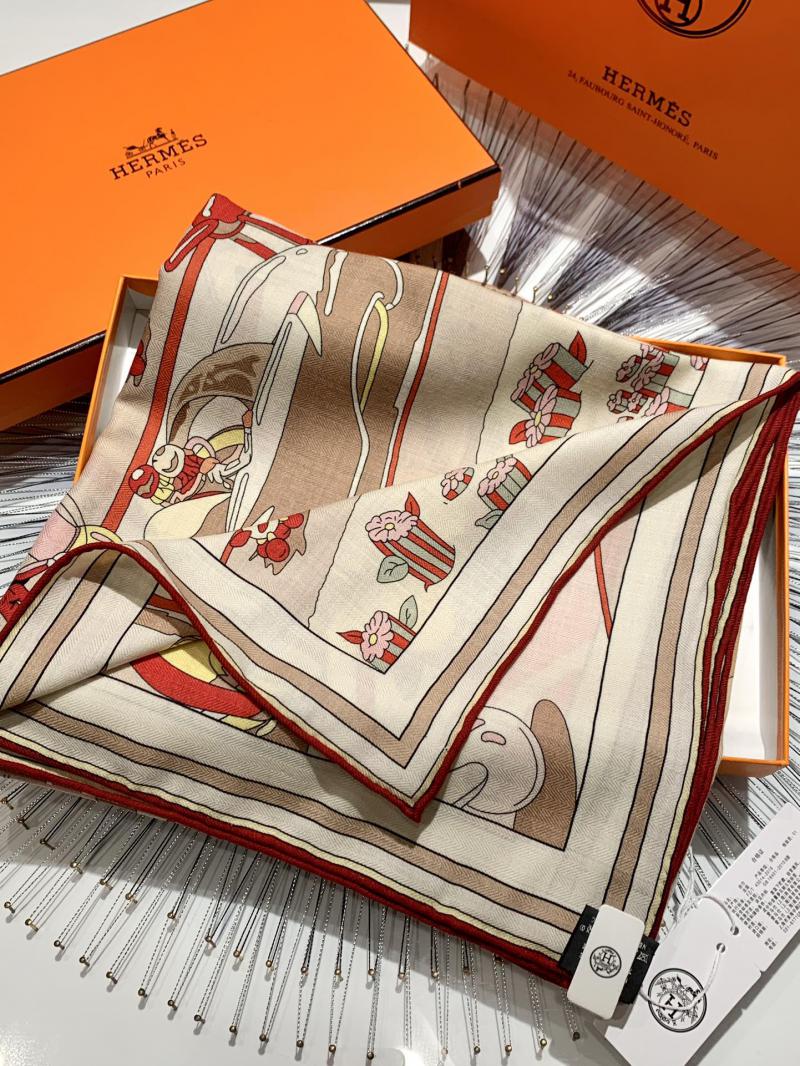 Hermes Scarf SHS90103