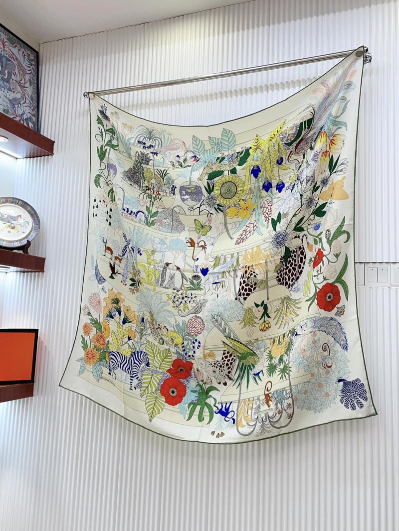 Hermes Scarf SHS90106