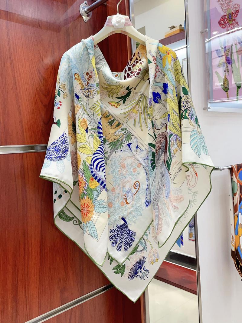 Hermes Scarf SHS90106