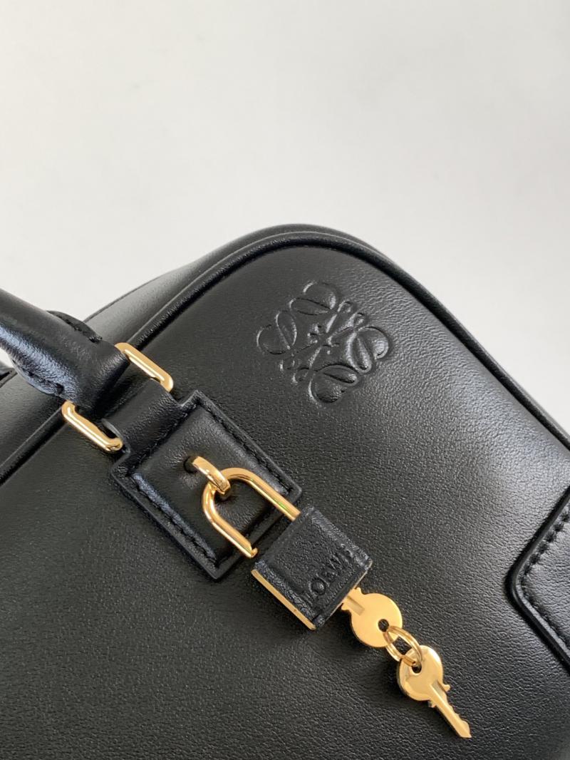 Loewe Amazona 23 Nappa Calfskin Bag LN9078 Black