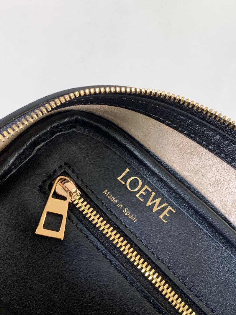 Loewe Amazona 23 Nappa Calfskin Bag LN9078 Black