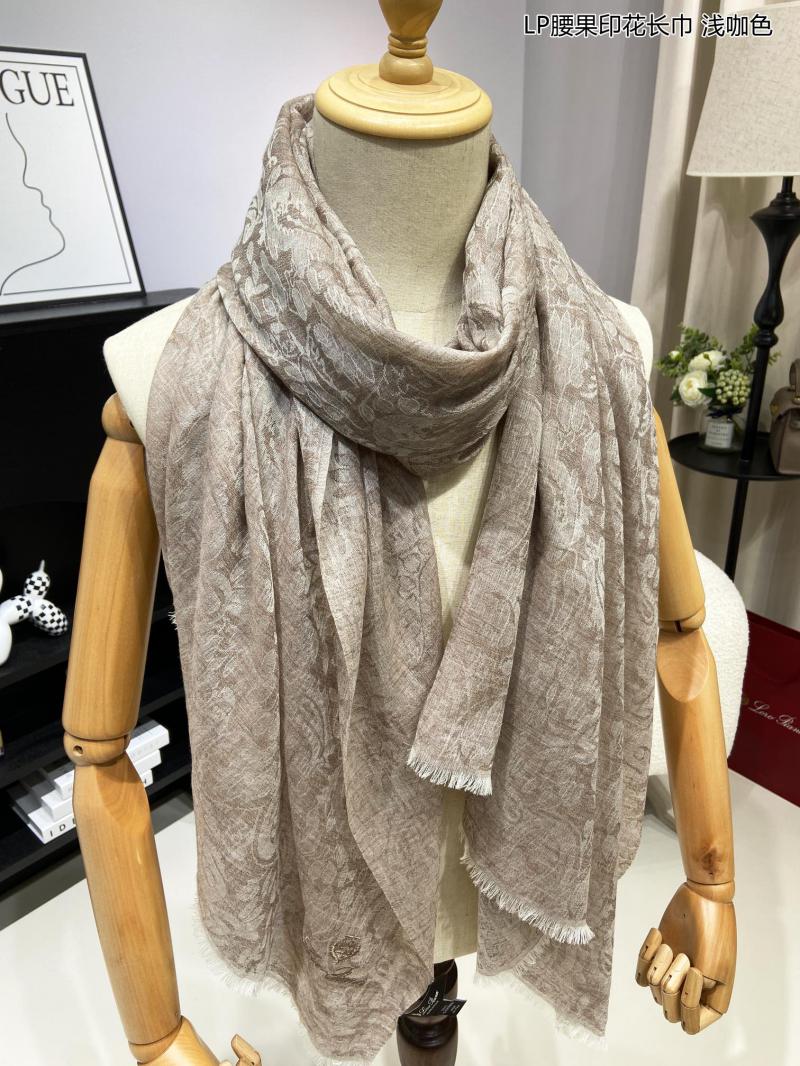 Loro Piana Scarf SLPS90107