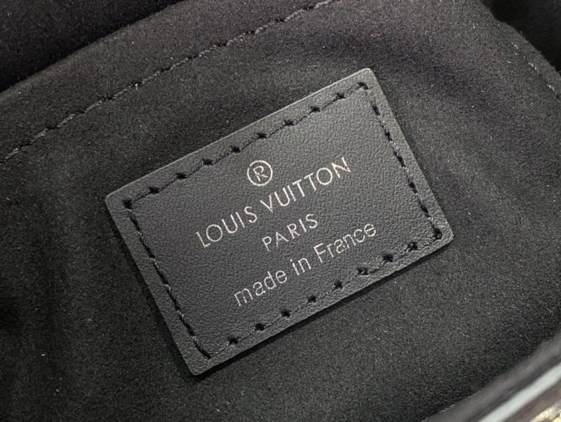 Louis Vuitton Camera Box M12362