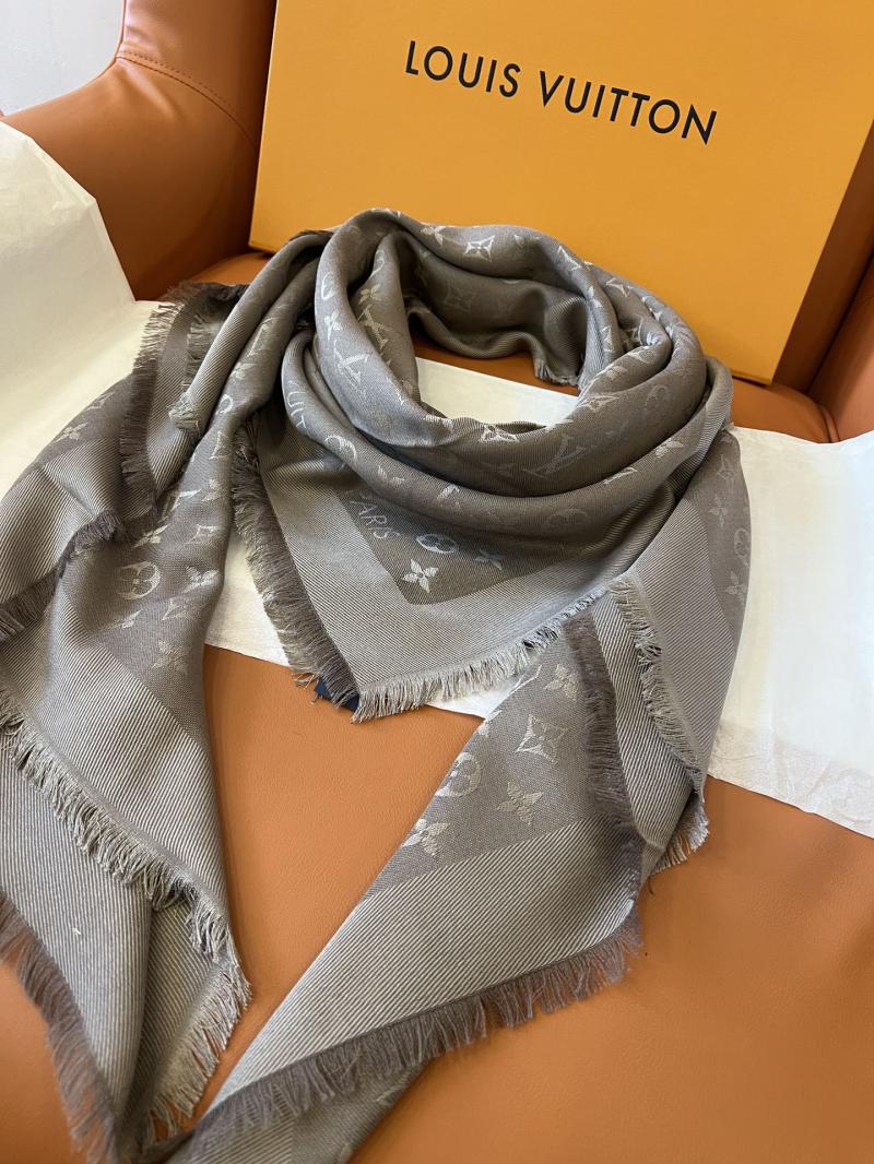 Louis Vuitton Scarf FLVC90510