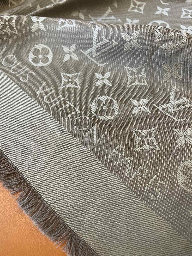 Louis Vuitton Scarf FLVC90510