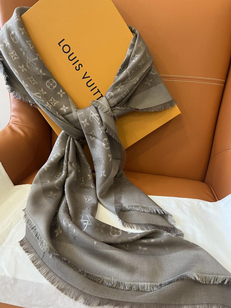 Louis Vuitton Scarf FLVC90511