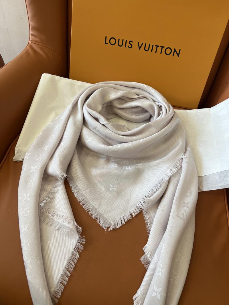 Louis Vuitton Scarf FLVC90512