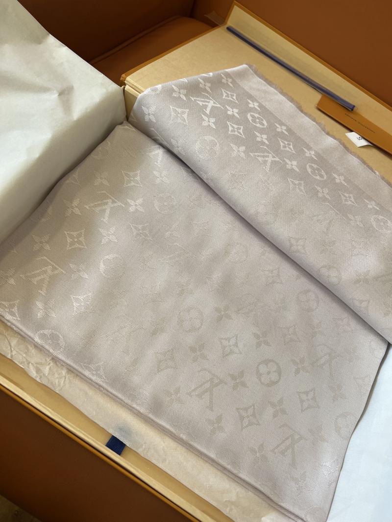 Louis Vuitton Scarf FLVC90512