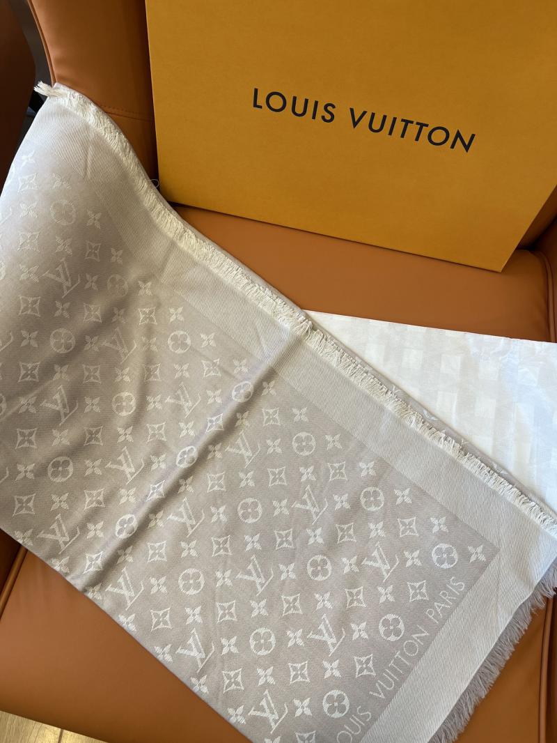 Louis Vuitton Scarf FLVC90522