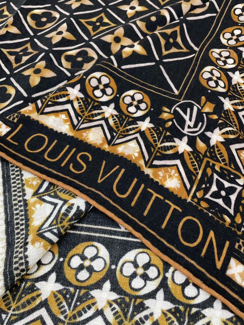 Louis Vuitton Scarf FLVC90527