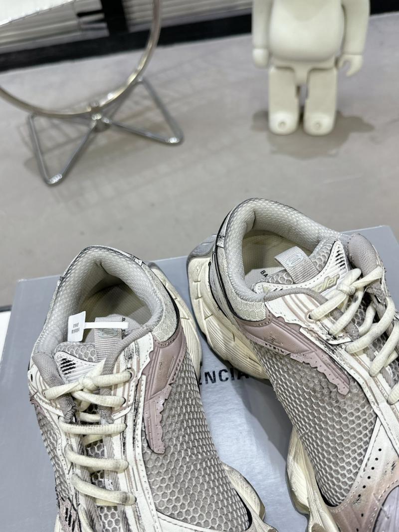 Balenciaga Sneakers SBS92501