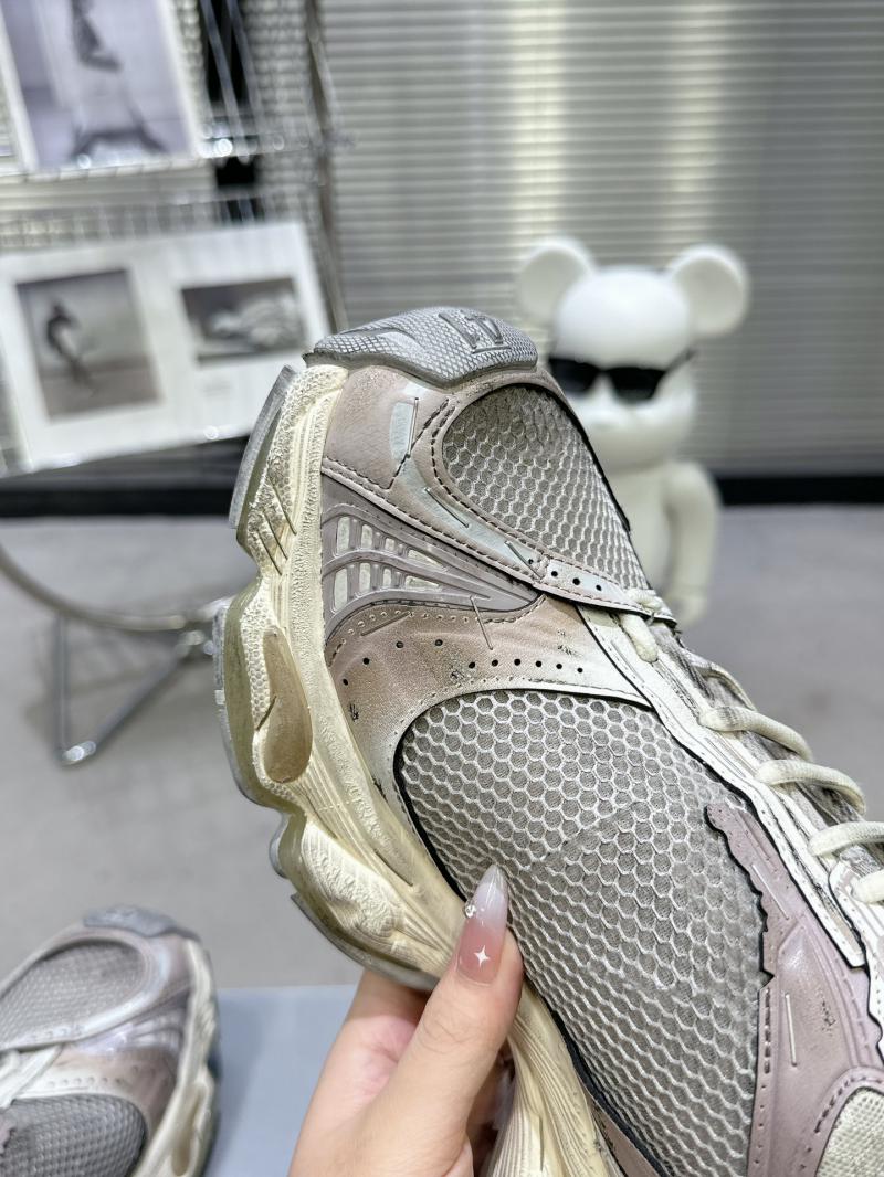 Balenciaga Sneakers SBS92501