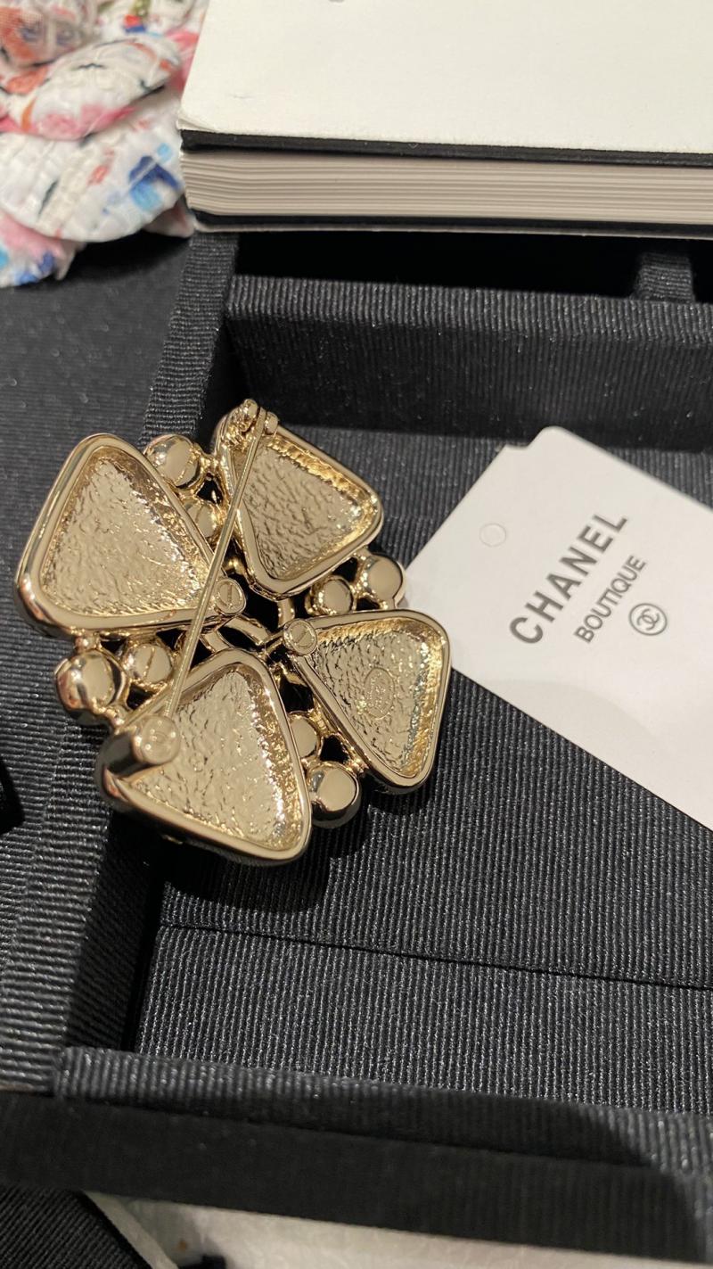 Chanel Brooch CB92607