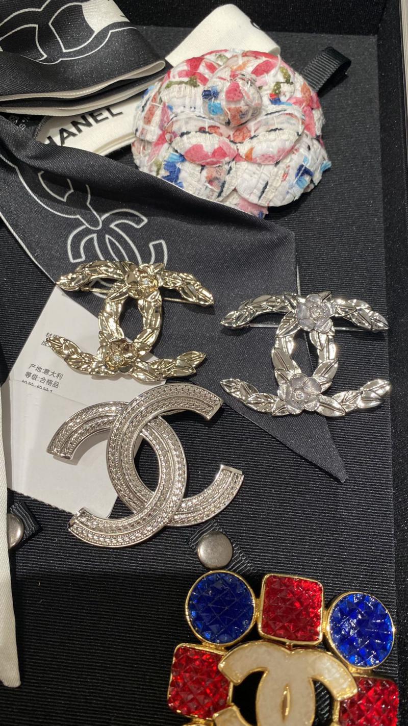 Chanel Brooch CB92608