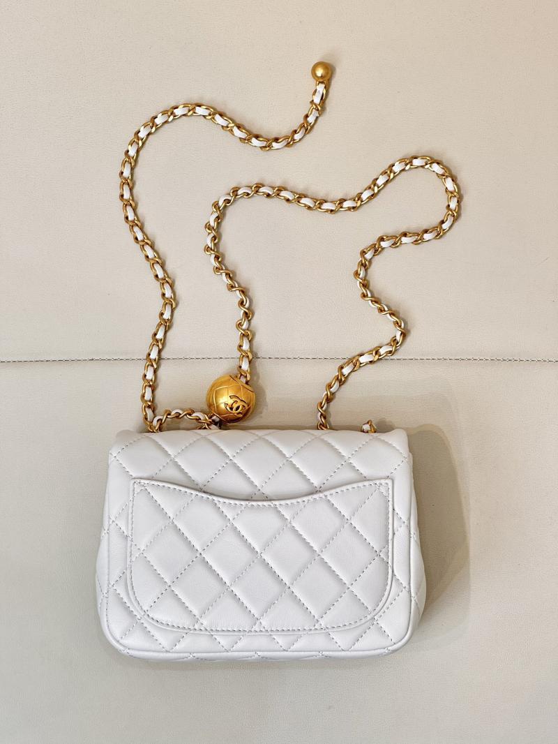 Chanel Lambskin Flap Bag AS1786 White