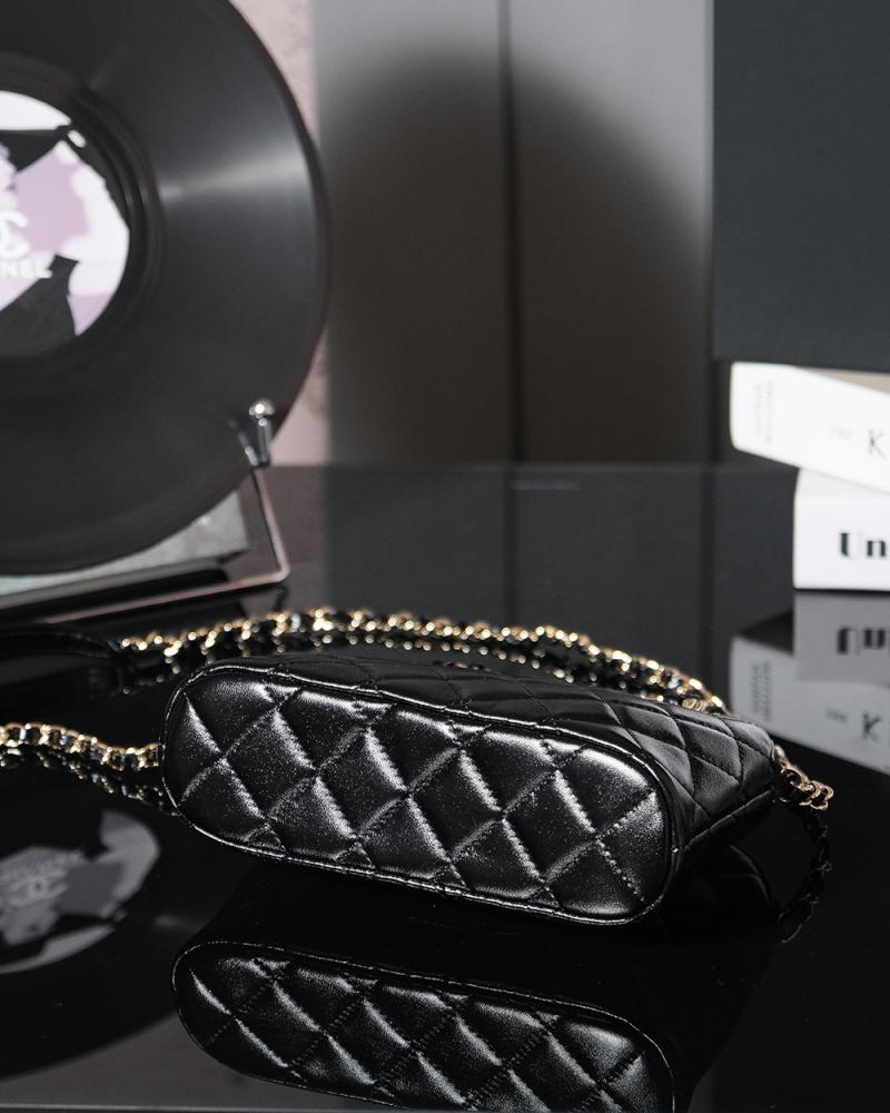 Chanel Lambskin Small Tote AS5130 Black