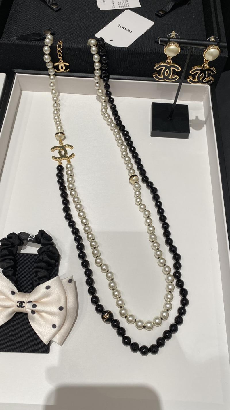 Chanel Necklace CN92601