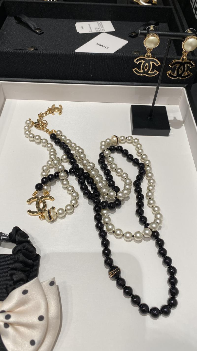 Chanel Necklace CN92601