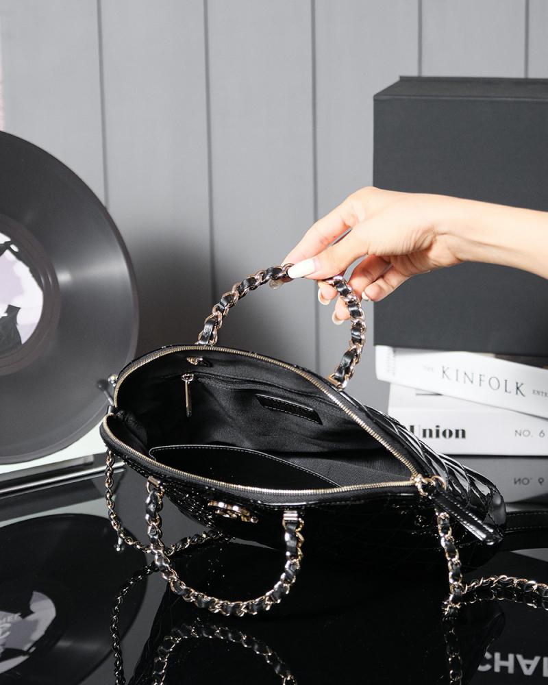 Chanel Patent Leather Small Tote Black AS3969